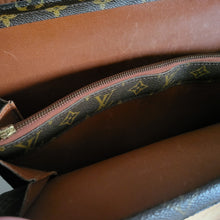 Load image into Gallery viewer, LV Serviette Fermoir Briefcase Attache - Louis Vuitton