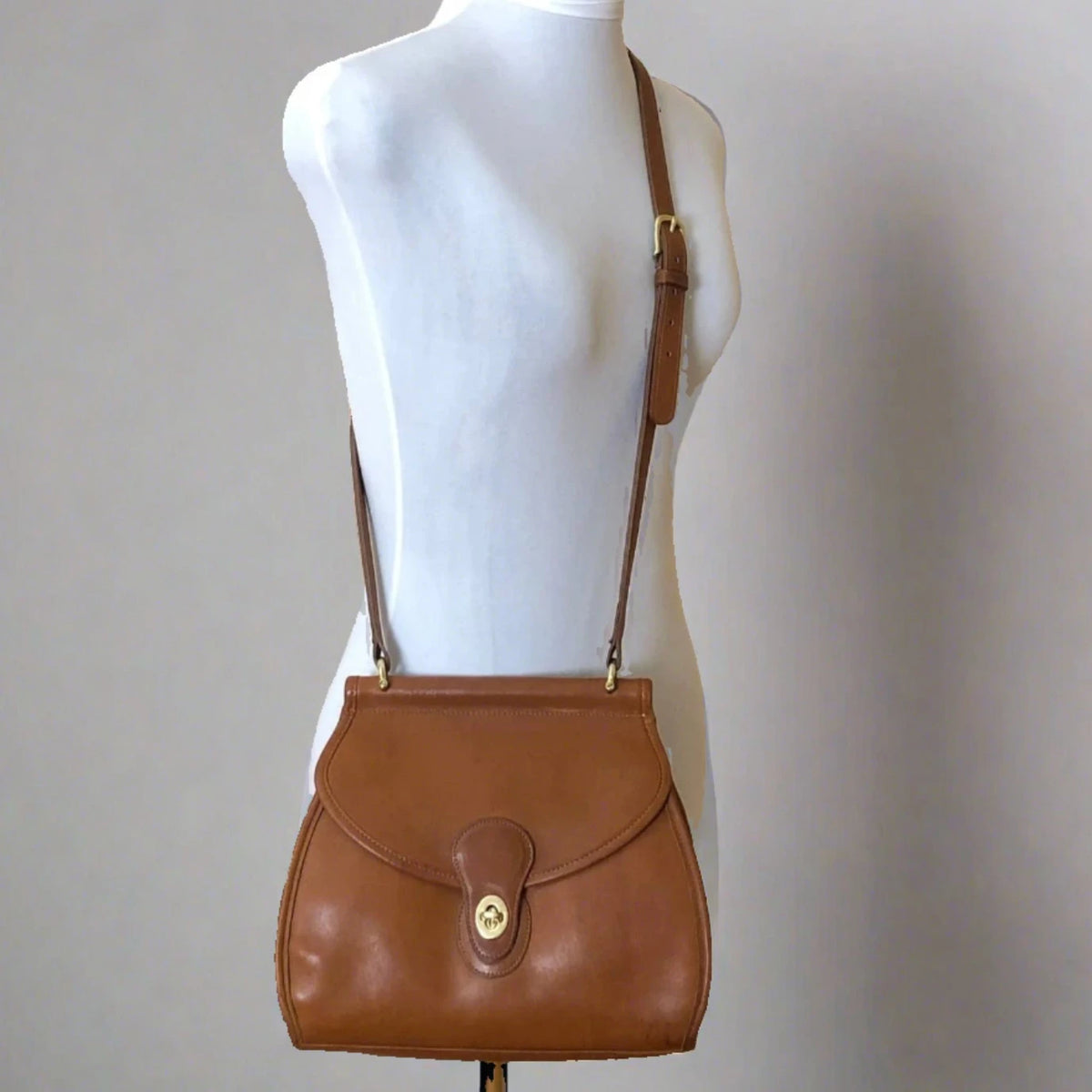 Coach Vintage Logan Shoulder Bag Rare✨ Rare Vintage Coach Pre-Creed 
