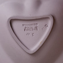 Load image into Gallery viewer, Lilac Spade Cupid Trinket Dish - Wedgwood Jasperware