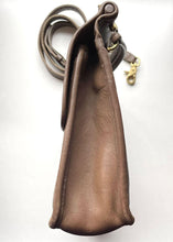 Load image into Gallery viewer, Willis - Taupe - Vintage Coach Satchel
