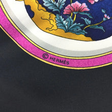 Load image into Gallery viewer, Hermes Silk Scarf - &quot;Qu&#39;Importe Le Falcon&quot; - Carre 90
